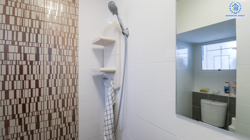 *****ทาวน์เฮ้าส์มือสองย่านนนทบุรี ม. แกรนด์พลีโน่ รัตนาธิเบศร์ คุณภาพระดับ AP Thailand เนื้อที่ 18.2 ตร.ว. ฟังก์ชัน 3 ห้องนอน 2 ห้องน้ำ 1 ที่จอดรถ บ้านใหม่พึ่งซื้อเมื่อไม่นาน บนทำเลที่เชื่อมต่อถ.ติวานนท์, ถ.รัตนาธิเบศร์, ถ.นครอินทร์, ถ.ราชพฤกษ์ ใกล้รถไฟฟ้าสายสีม่วง "สถานีบางรักน้อยท่าอิฐ"